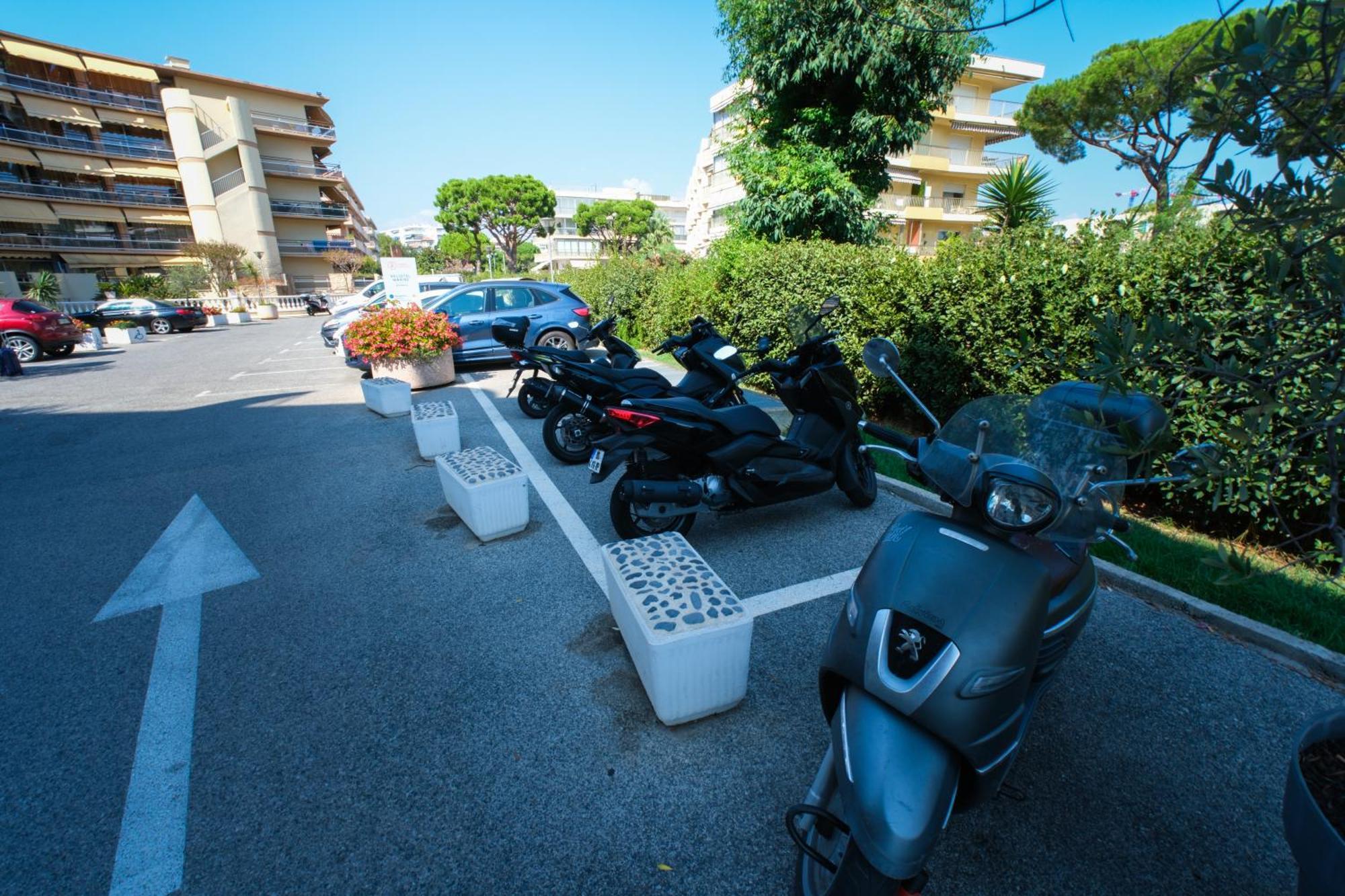 Villa Bono Jacuzzi & Spa Saint-Laurent-du-Var Luaran gambar